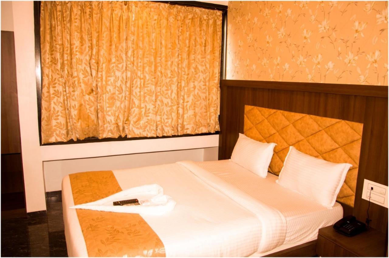 Glitz Hotels The Ar Residency - Nr Thane Railway Station Eksteriør bilde